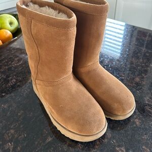 UGG winter boots worn once. Immaculate condition